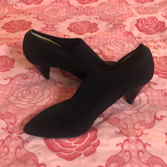 Vintage Joan & David Black Sock Booties - Picture 1 of 3